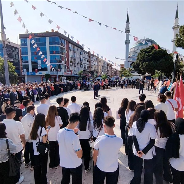 19 MAYIS 2025 ATATÜRK'Ü ANMA GENÇLİK VE SPOR BAYRAMI KUTLU OLSUN