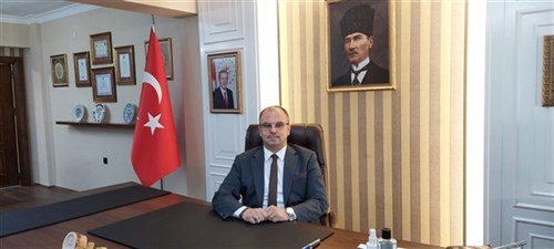 Kaymakamımız Dr. Ahmet Süheyl ÜÇER'in 2022 YılıRamazan Bayramı Mesajı